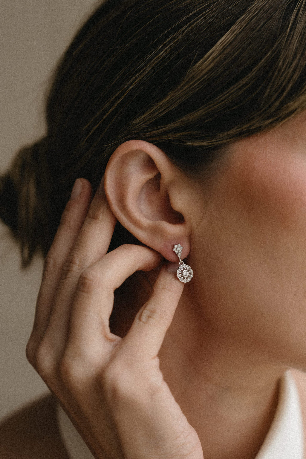 Pendientes flor geométrica
