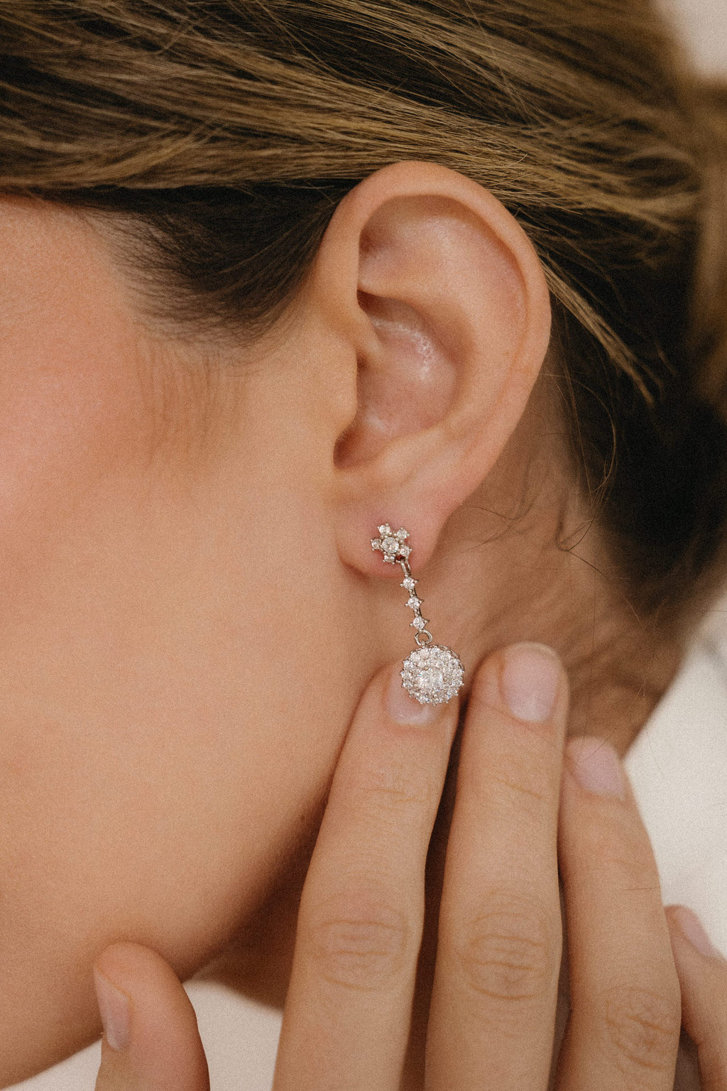 Pendientes largos con circonitas