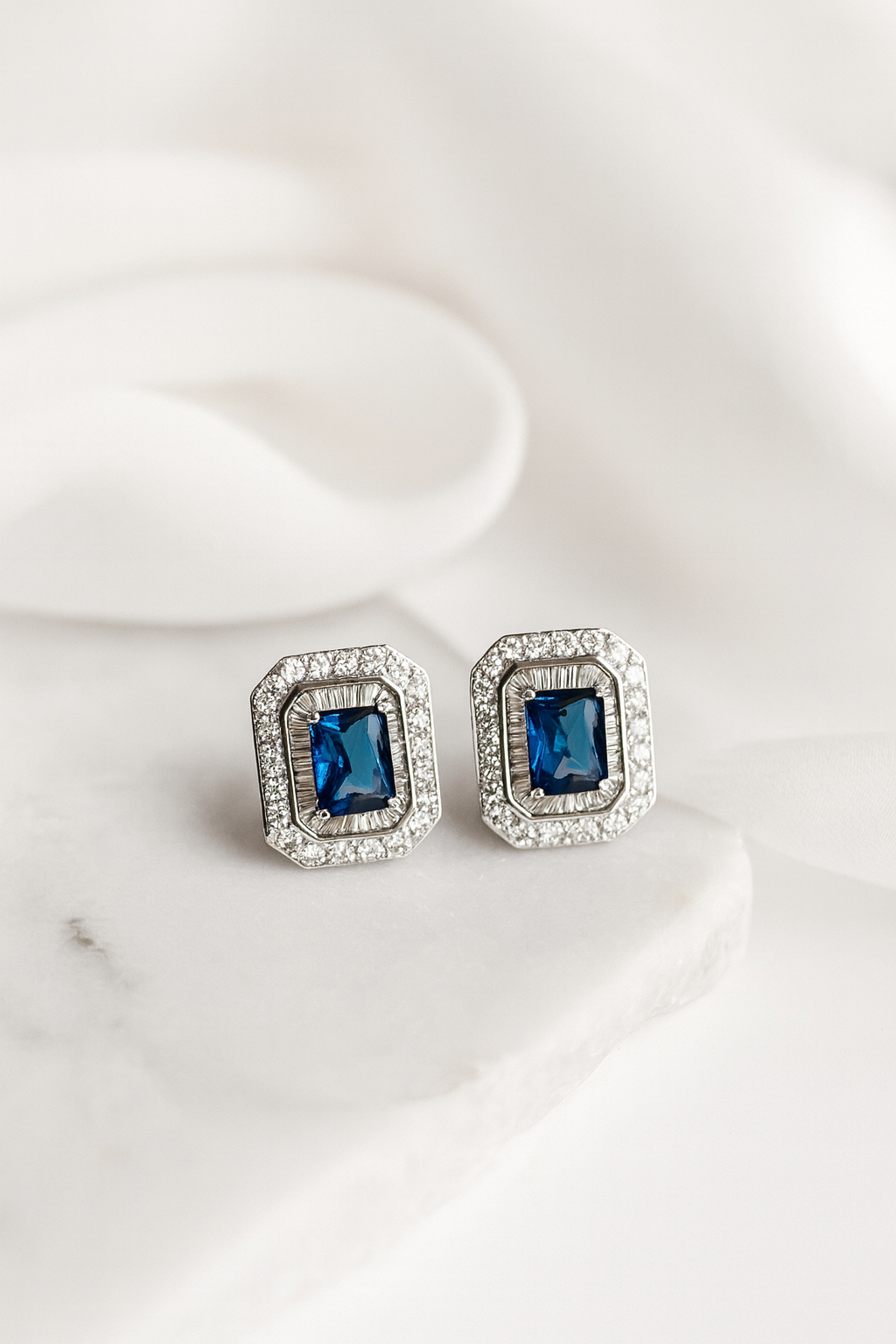Pendientes de novia azul