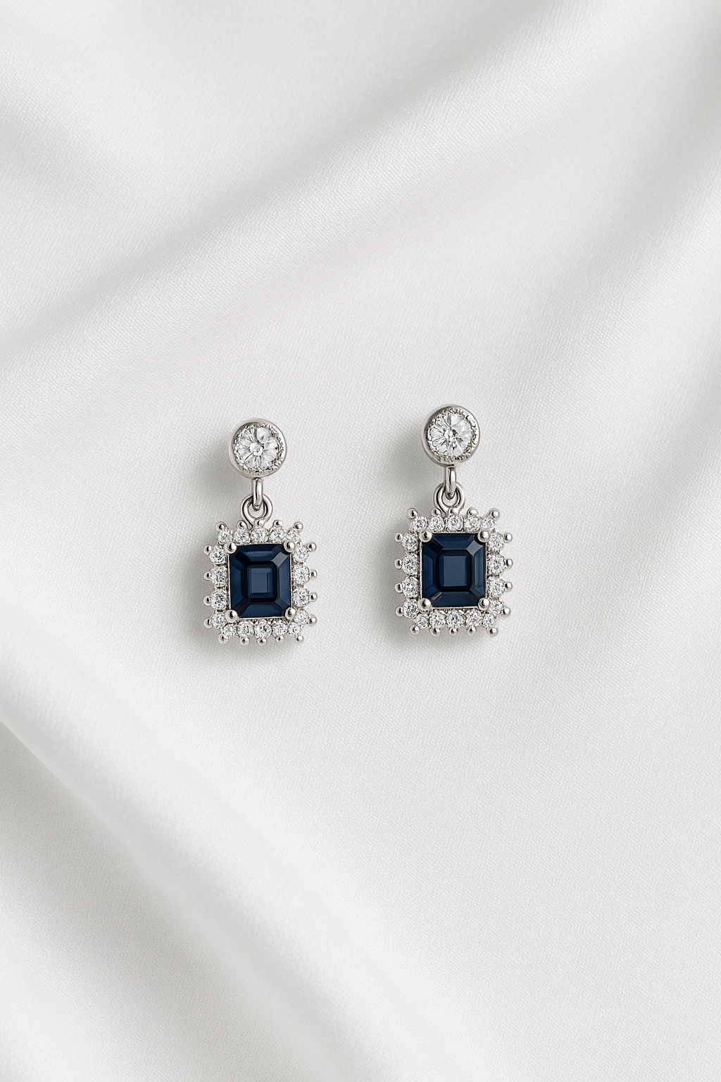 Pendientes mini piedra azul y circonitas