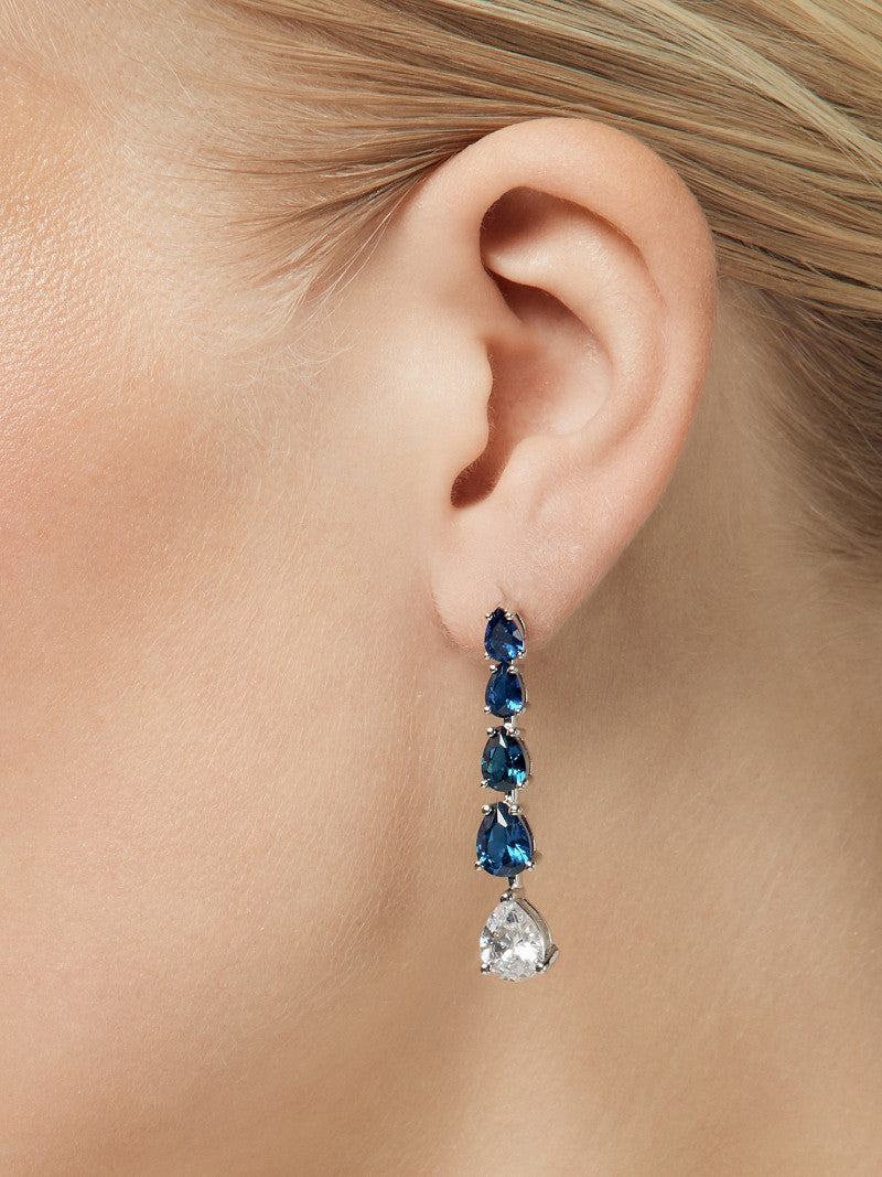 Pendientes de novia azules largos con cristales en lágrima