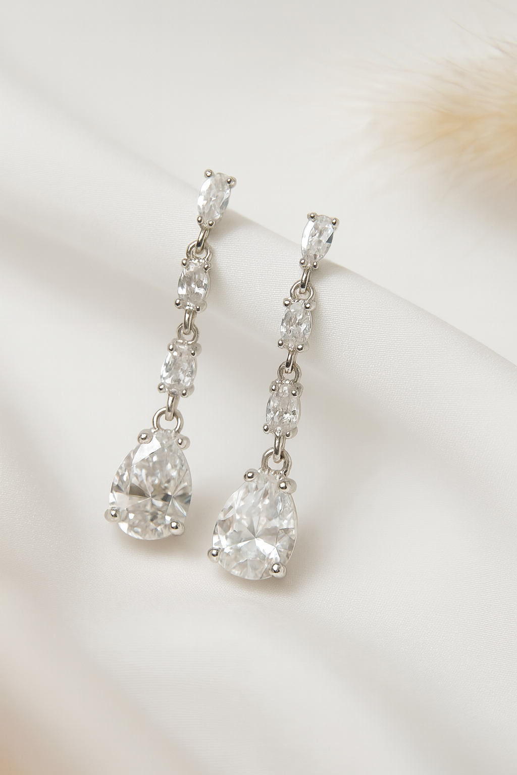 Pendientes de novia lágrima