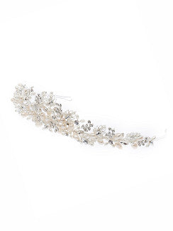 Tiara de novia con perlas y cristales