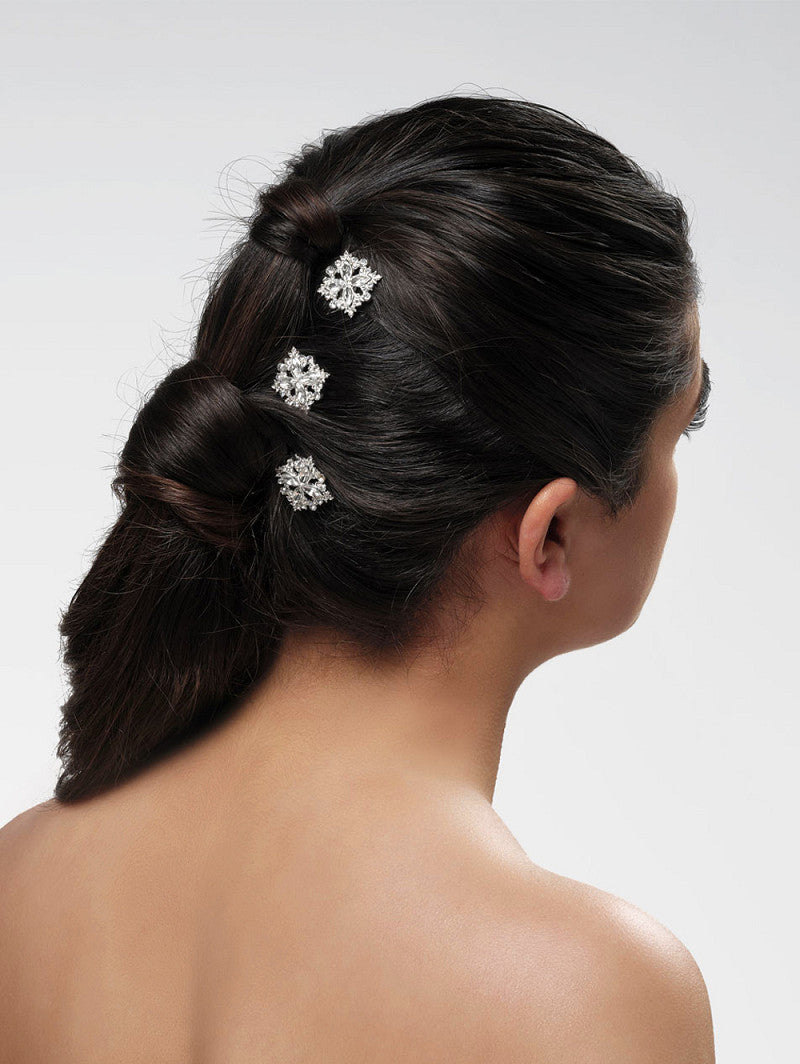 Tocado de novia plata con cristales en forma de flor