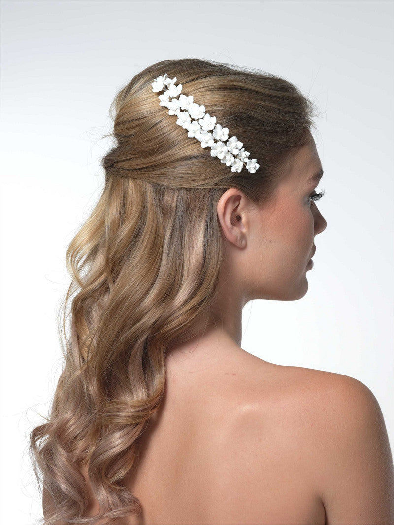 Tocado de novia floral blanco