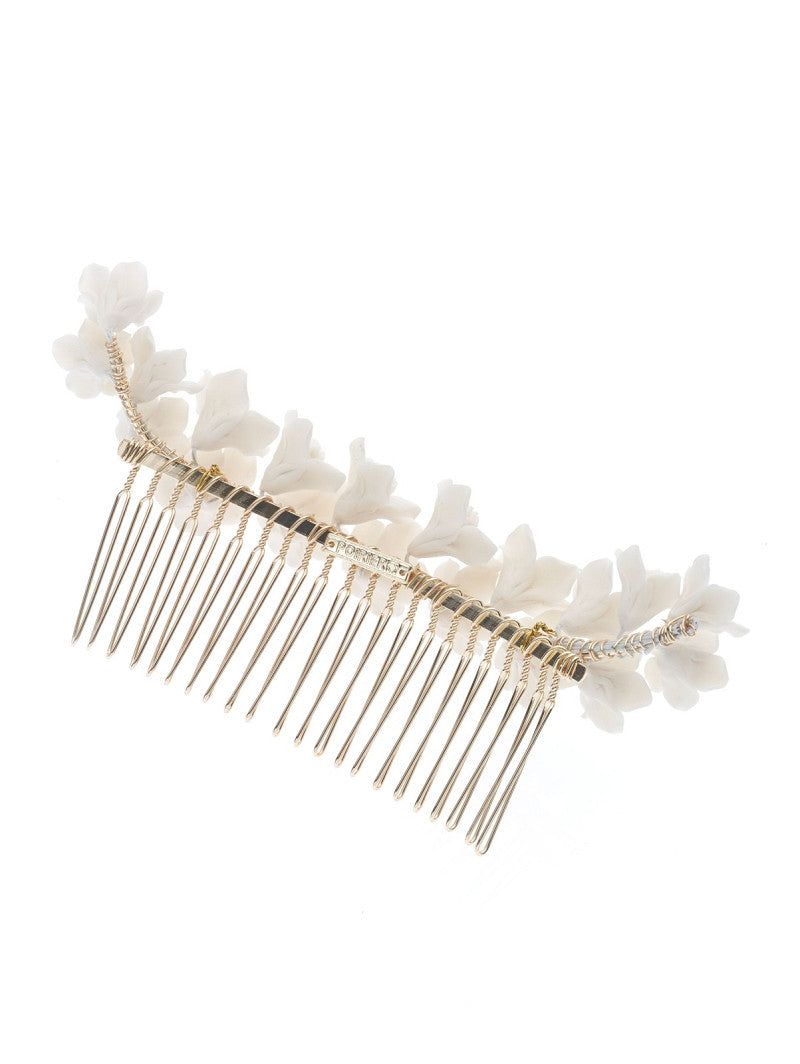 Tocado de novia floral blanco