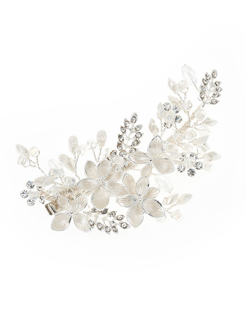 Tocado de novia floral con cristales