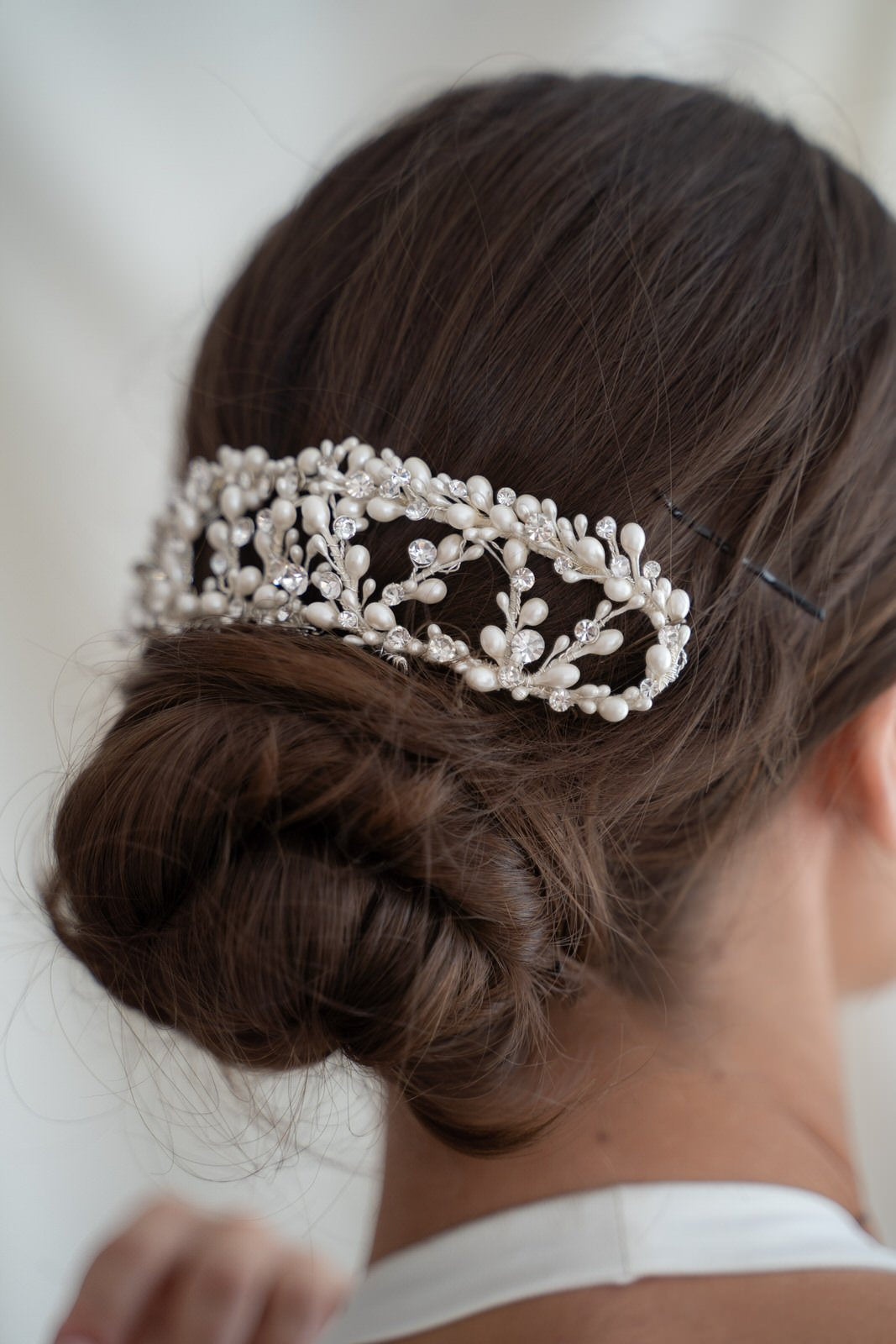 Tocado novia joya con perlas y cristales