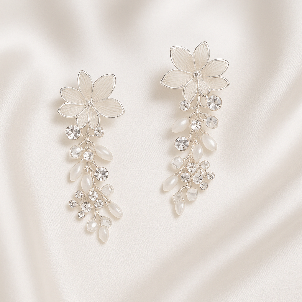 Pendientes largos con flor y cristales