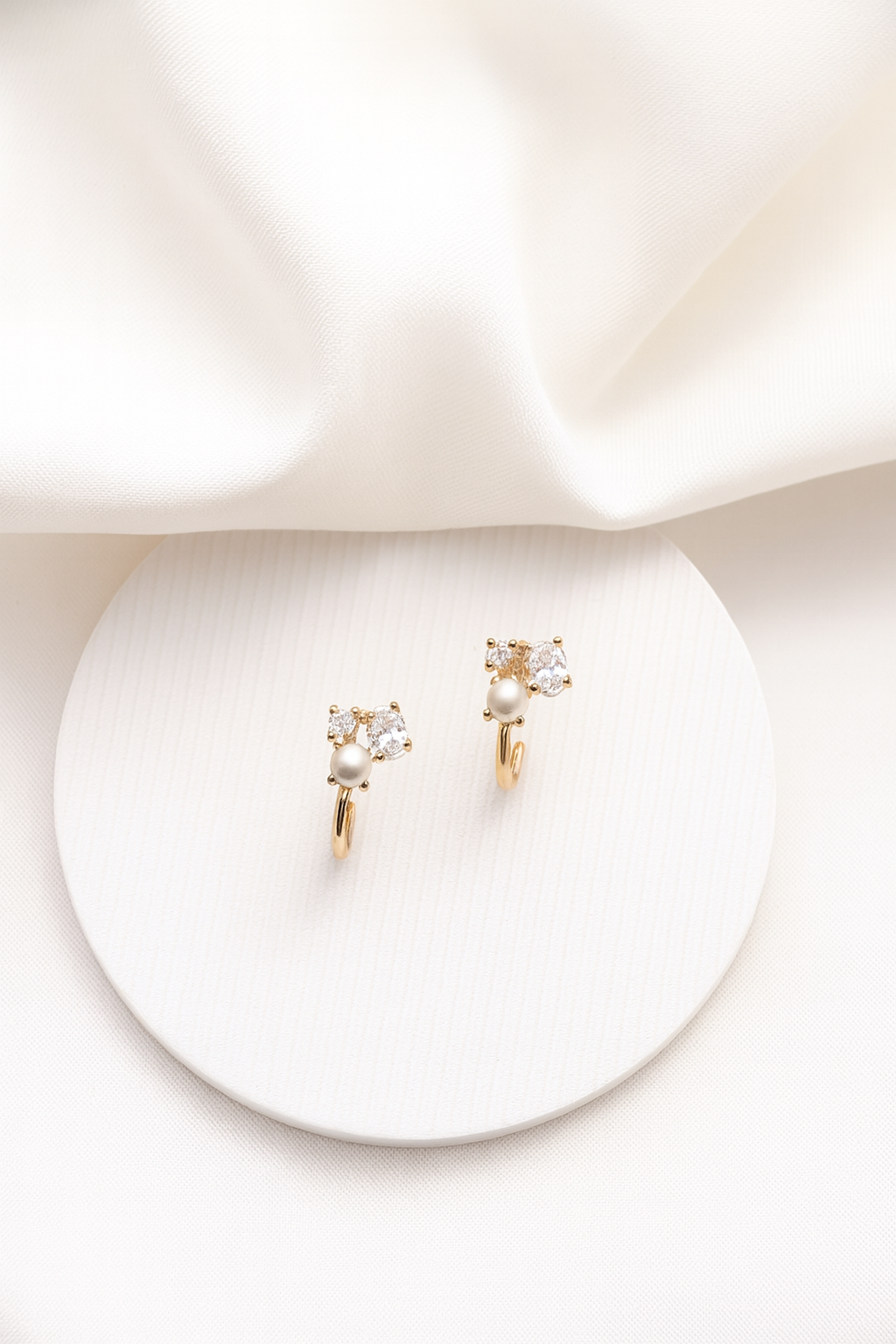 Pendientes pequeños con cristal y perla